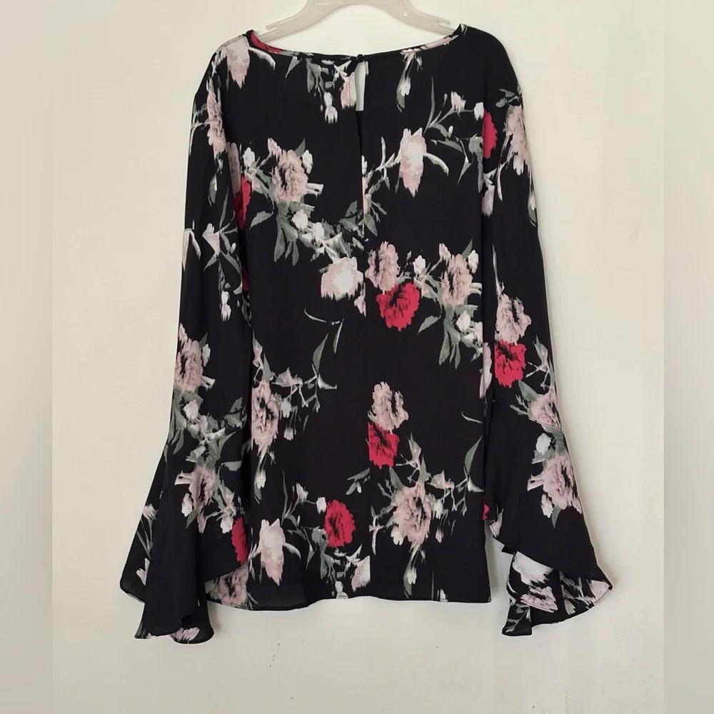 Vince Camuto Women’s Flared Sleeves Black,Red,Blouse Floral Print Size XL - Picture 6 of 7